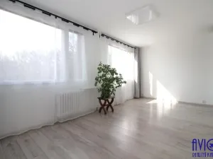 Pronájem bytu 2+kk, Praha - Kobylisy, Jelínkova, 47 m2