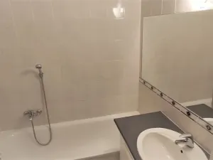 Pronájem bytu 3+1, Hradec Králové, Pod Strání, 80 m2