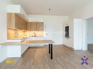 Pronájem bytu 4+kk, Hostovlice, 98 m2