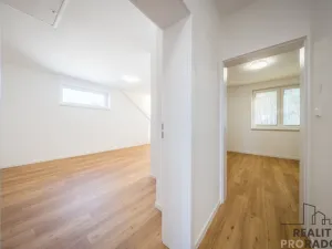 Prodej rodinného domu, Vracov, Lesní, 225 m2