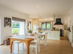 Prodej rodinného domu, Trnová, 229 m2