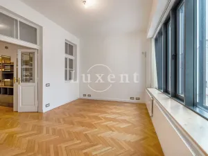 Pronájem bytu 3+1, Praha - Josefov, Pařížská, 138 m2