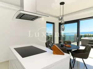 Prodej vily, Omiš, Chorvatsko, 460 m2