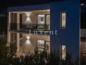 Prodej vily, Makarska, Chorvatsko, 150 m2