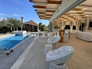 Prodej vily, Trogir, Chorvatsko, 135 m2