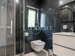 Prodej vily, Makarska, Chorvatsko, 280 m2