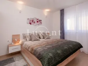 Prodej vily, Omiš, Chorvatsko, 253 m2