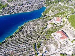 Prodej vily, Bol, Chorvatsko, 1000 m2