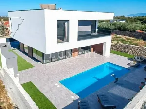 Prodej vily, Zadar, Chorvatsko, 230 m2