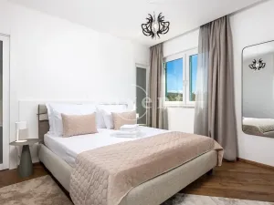 Prodej vily, Krk, Chorvatsko, 463 m2