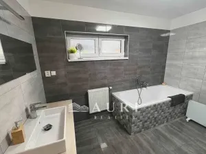 Prodej rodinného domu, Rynholec, Strmá, 112 m2