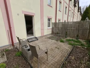 Pronájem bytu 1+kk, Milovice, Kaštanová, 36 m2