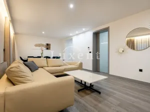 Prodej rodinného domu, Makarska, Chorvatsko, 280 m2