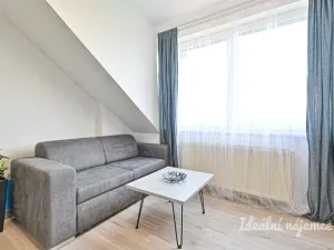 Pronájem bytu 1+kk, Brno - Královo Pole, Slovinská, 23 m2