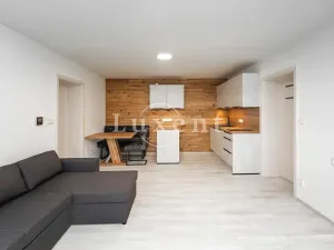 Prodej rodinného domu, Horní Planá, 186 m2