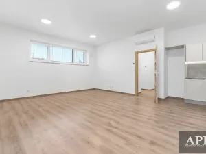 Pronájem bytu 3+1, Strážnice, náměstí Svobody, 78 m2