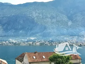 Prodej rodinného domu, Prčanj, Černá Hora, 70 m2