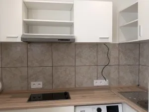 Pronájem bytu 1+kk, Karlovy Vary, Sokolovská, 24 m2
