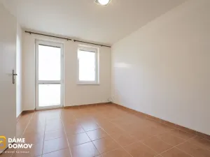 Pronájem bytu 2+kk, Bukovany, 36 m2