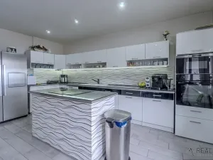 Prodej rodinného domu, Ostrava, Haškova, 200 m2