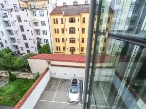Prodej bytu 2+kk, Praha, Lucemburská, 51 m2