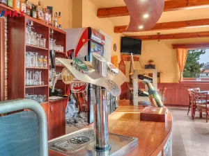 Pronájem restaurace, Hořice, Čechova, 340 m2