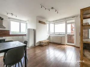 Pronájem bytu 3+kk, Praha - Vysočany, Pod Harfou, 71 m2