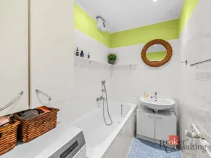 Prodej bytu 3+1, Plzeň - Lobzy, Částkova, 85 m2