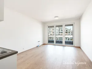 Pronájem bytu 1+kk, Praha - Hloubětín, Poděbradská, 32 m2