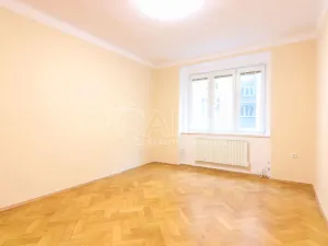 Pronájem bytu 2+kk, Praha - Dejvice, Koulova, 40 m2