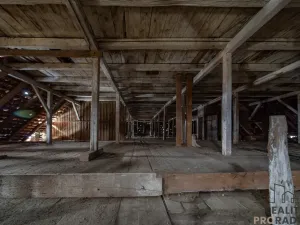 Prodej výrobních prostor, Chudenice, Mírové nám., 1906 m2