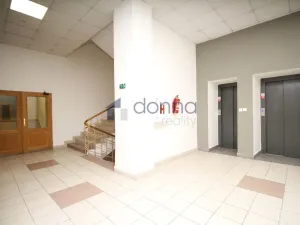 Pronájem kanceláře, Praha, U průhonu, 56 m2