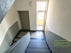 Prodej bytu 2+kk, Praha, Dělnická, 49 m2