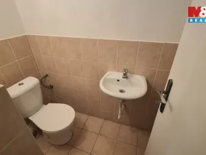 Pronájem kanceláře, Kladno, Váňova, 41 m2