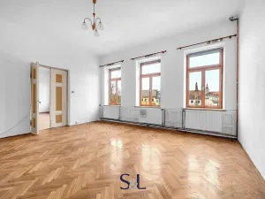 Prodej rodinného domu, Mimoň, nám. 1. máje, 256 m2