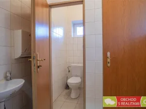 Prodej kanceláře, Chrudim - Chrudim IV, Lupáčova, 612 m2