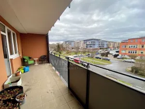 Pronájem bytu 2+kk, Praha - Vysočany, Podkovářská, 62 m2