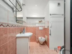 Prodej bytu 4+1, Liberec - Liberec VI-Rochlice, Dobiášova, 98 m2