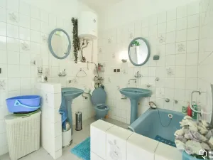 Prodej rodinného domu, Olomouc, Střední novosadská, 250 m2