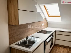 Pronájem bytu 2+kk, Kolín - Kolín V, Ke Hřbitovu, 68 m2