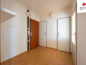 Prodej bytu 2+kk, Praha - Hlubočepy, Voskovcova, 42 m2