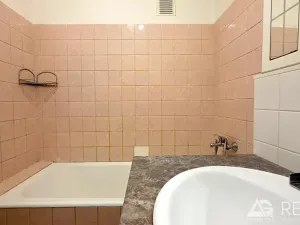 Prodej bytu 3+1, Praha - Vinohrady, náměstí Míru, 62 m2