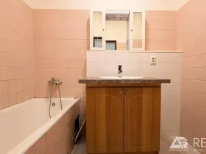 Prodej bytu 3+1, Praha - Vinohrady, náměstí Míru, 62 m2