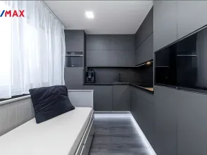 Pronájem bytu 1+1, Brno - Bystrc, Štouračova, 38 m2