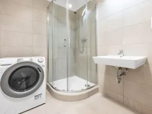 Pronájem bytu 1+kk, Praha - Vysočany, Kabešova, 35 m2