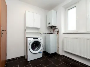 Prodej bytu 2+1, Mníšek pod Brdy, 5. května, 60 m2