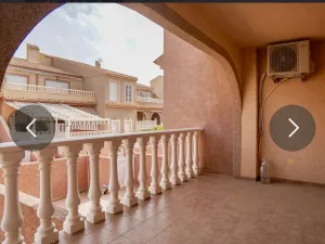 Prodej rodinného domu, Grand Alacant, Santa Pola , Alicante, Costa Blanca, Španělsko, 95 m2