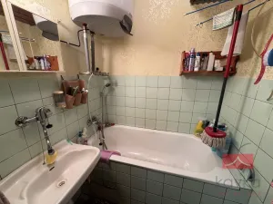 Prodej bytu 2+1, Divišov, Na Sídlišti, 47 m2