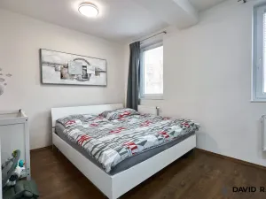 Prodej bytu 2+kk, Rajhrad, Komenského, 49 m2