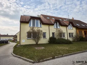 Prodej bytu 2+kk, Rajhrad, Komenského, 49 m2